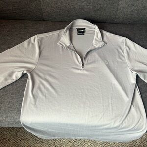 The North Face Light Gray Men's Pullover